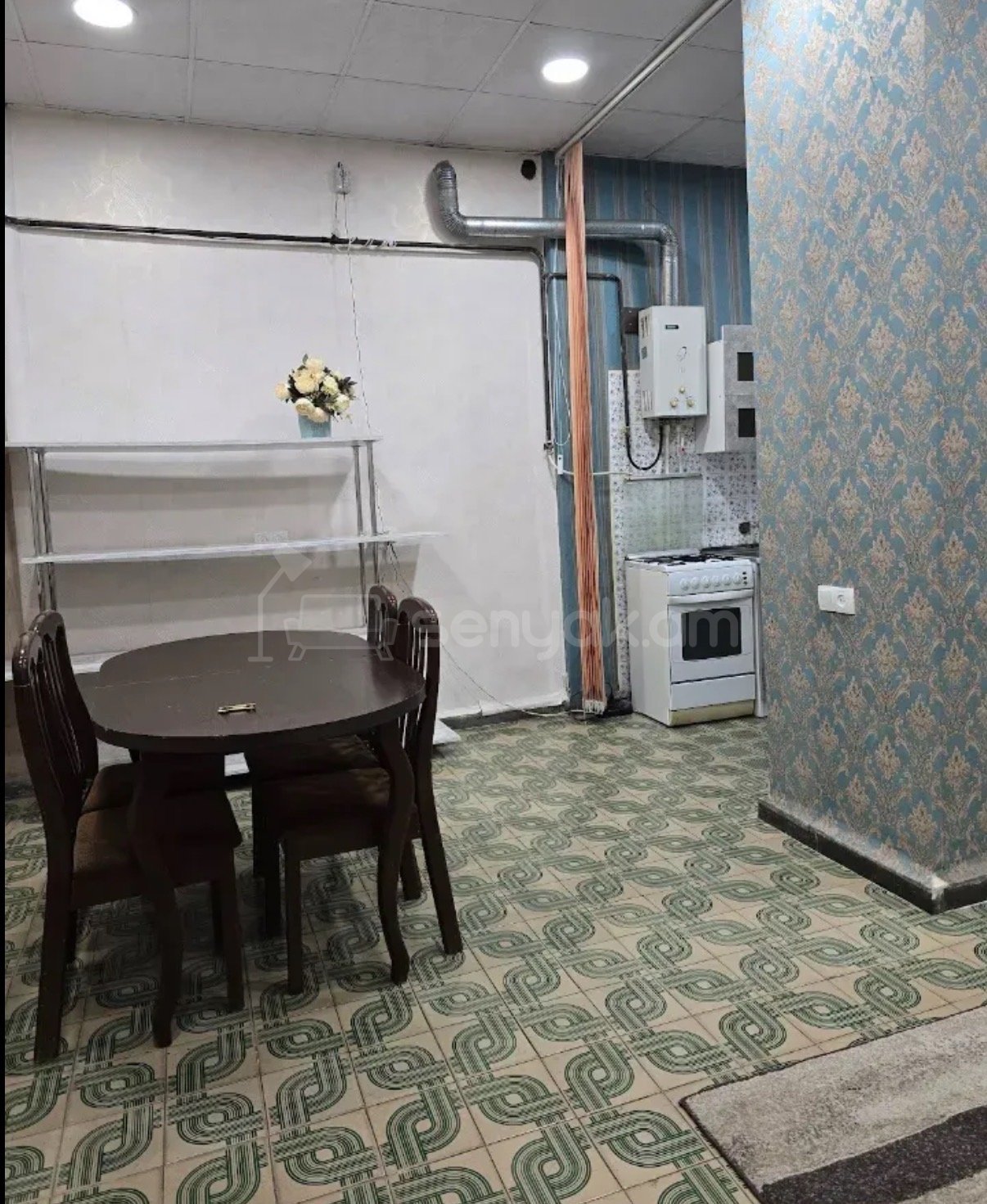 4 Սենյականոց Բնակարան Քարե Շենքում, 80քմ, 1/5 հարկ, Կապիտալ Վերանորոգված