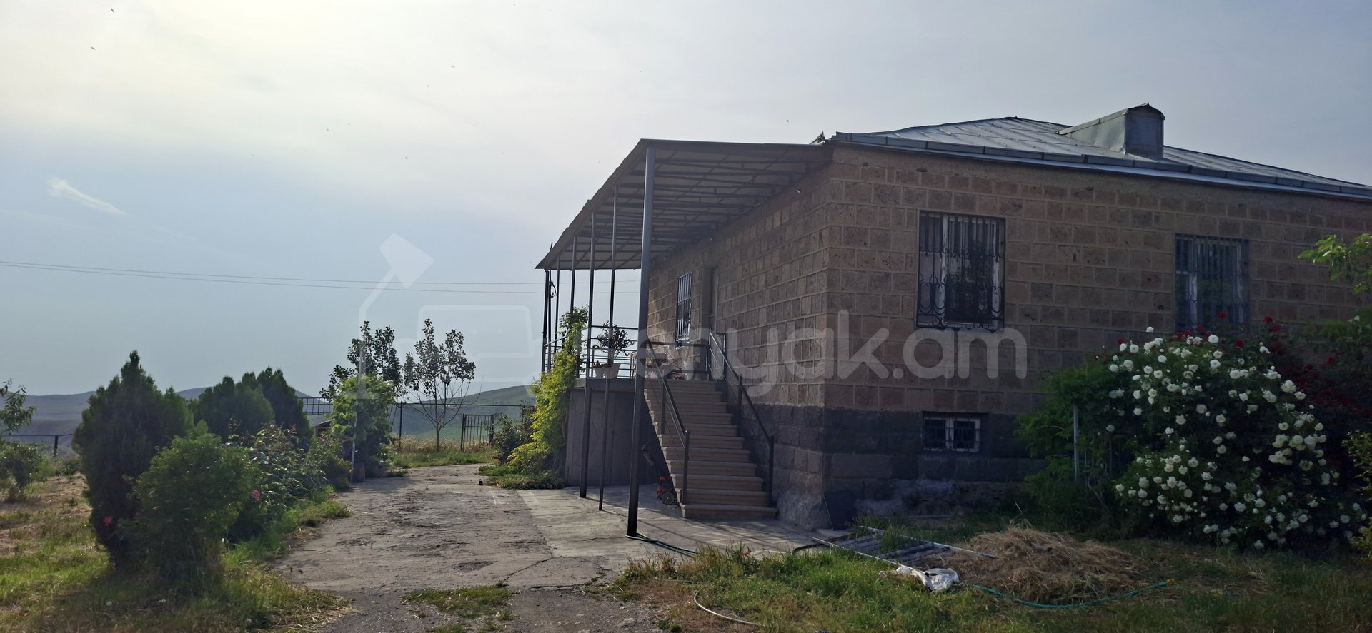4 Սենյականոց Սեփական Տուն, 275քմ, Կապիտալ Վերանորոգված