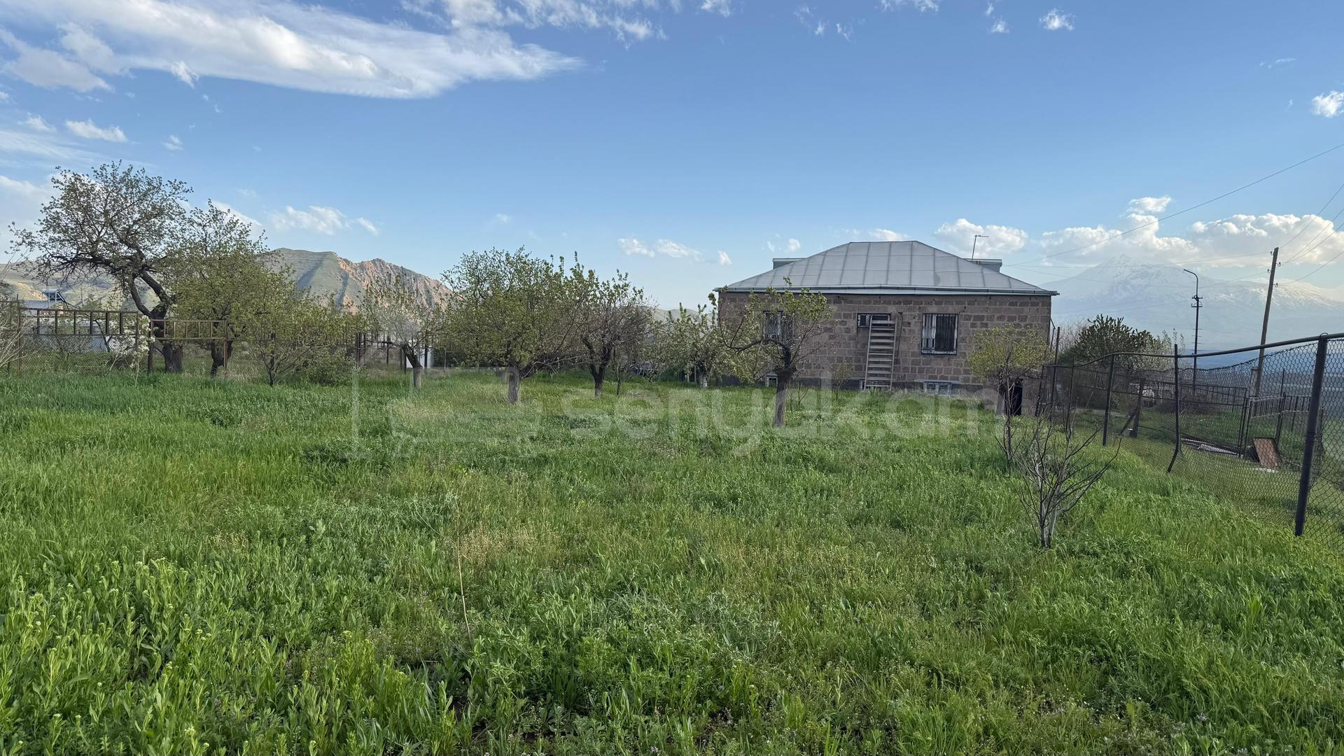 4 Սենյականոց Սեփական Տուն, 275քմ, Կապիտալ Վերանորոգված