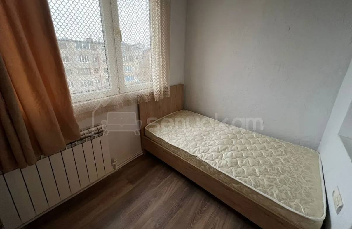2 Սենյականոց Բնակարան Քարե Շենքում, 54քմ, 5/5 հարկ, Կապիտալ Վերանորոգված