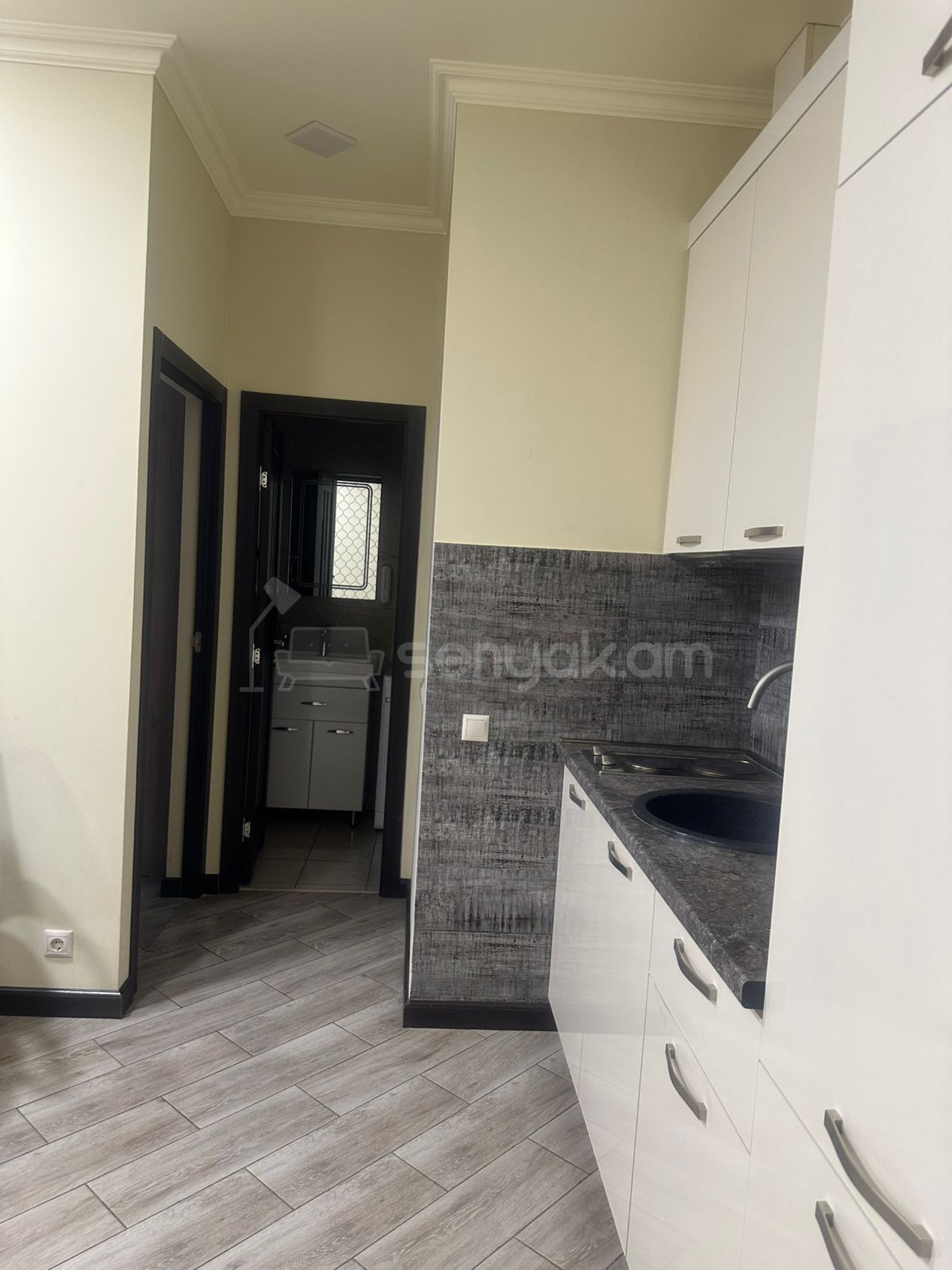 2 Սենյականոց Բնակարան, 45քմ, 5/10 հարկ, Կապիտալ Վերանորոգված, Կահավորված