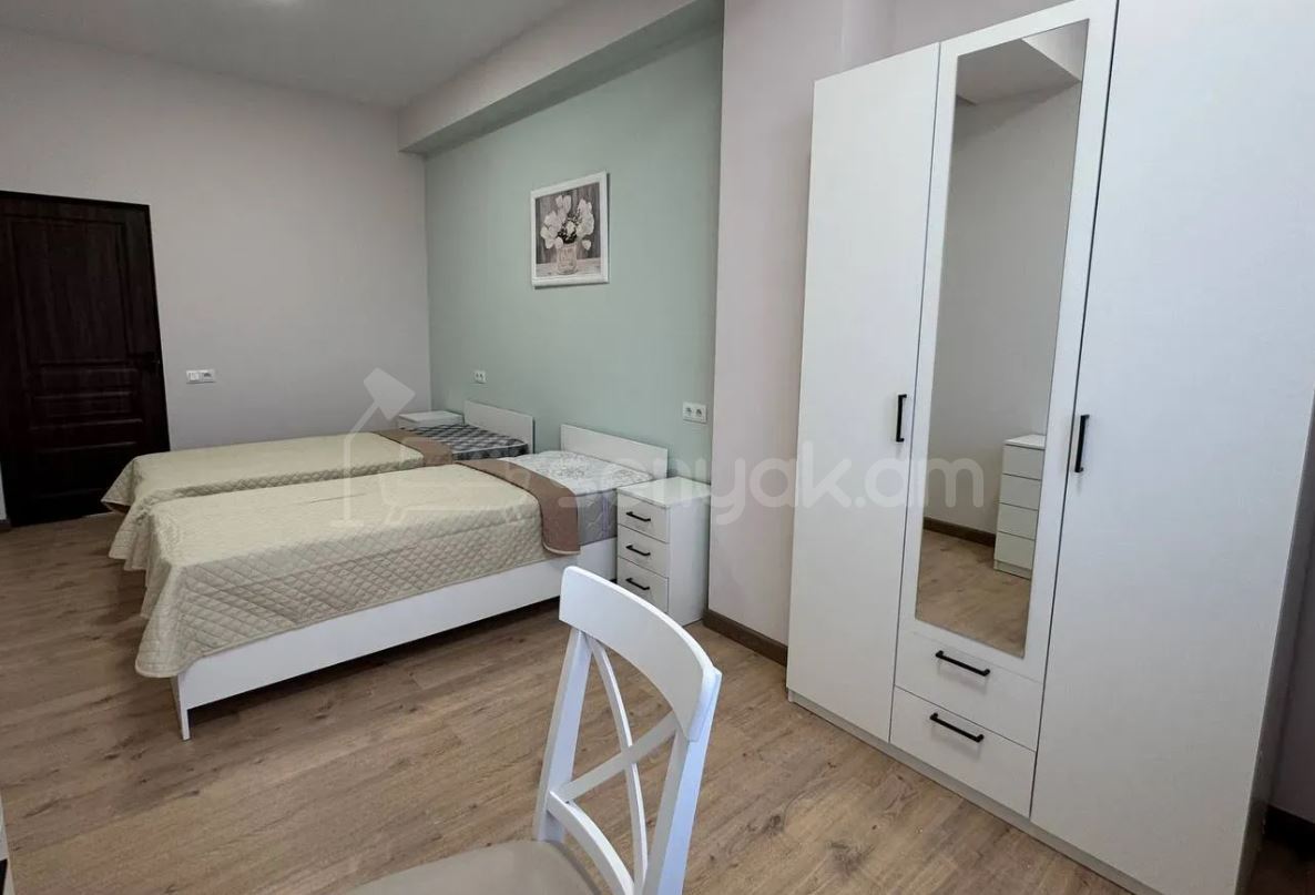 3 Սենյականոց Բնակարան, 104քմ, 8/18 հարկ, Դիզայներական Վերանորոգված