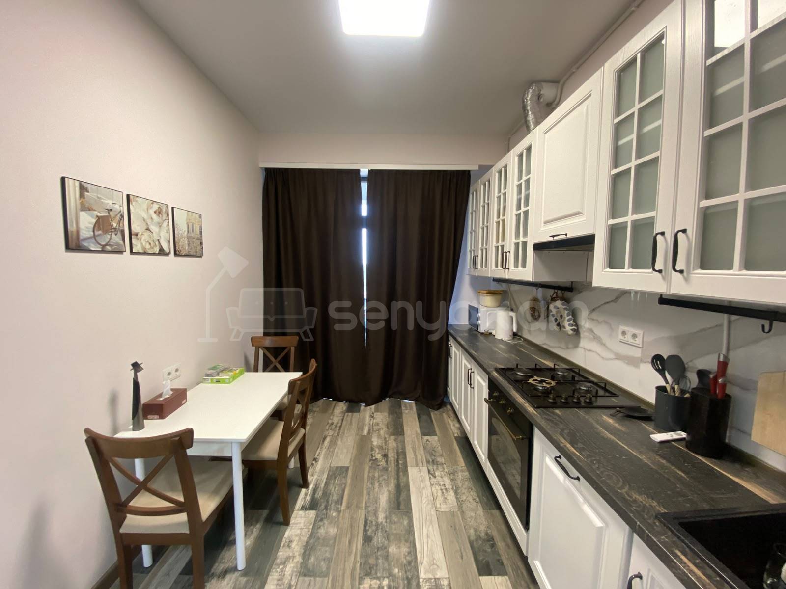 3 Սենյականոց Բնակարան, 104քմ, 8/18 հարկ, Դիզայներական Վերանորոգված