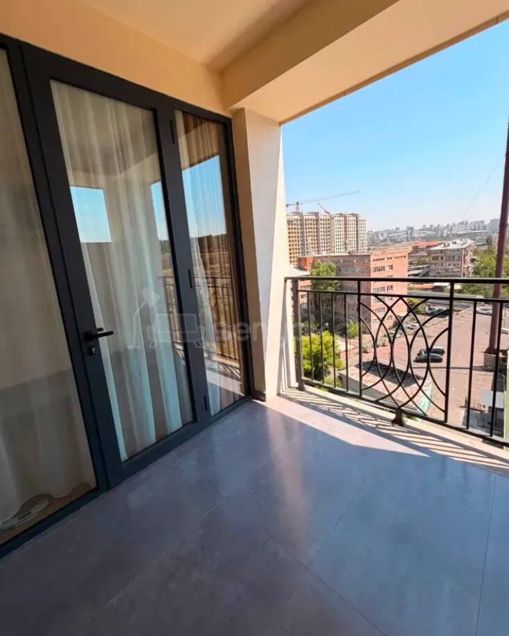 3 Սենյականոց Բնակարան Նորակառույցում, 63քմ, 6/16 հարկ, Կապիտալ Վերանորոգված