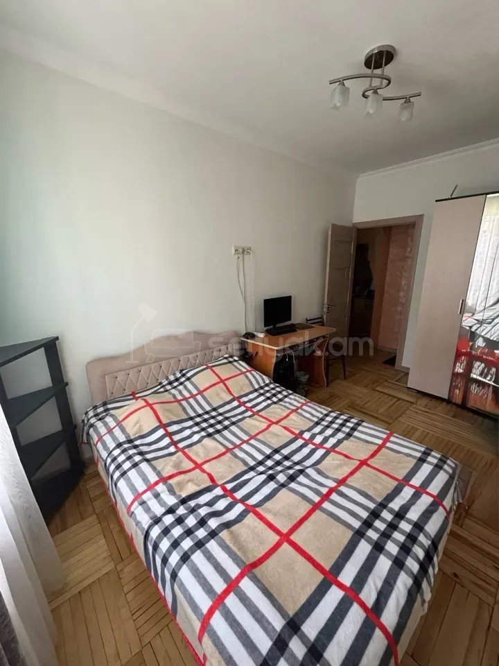 3 Սենյականոց Բնակարան, 76քմ, 8/9 հարկ, Կապիտալ Վերանորոգված