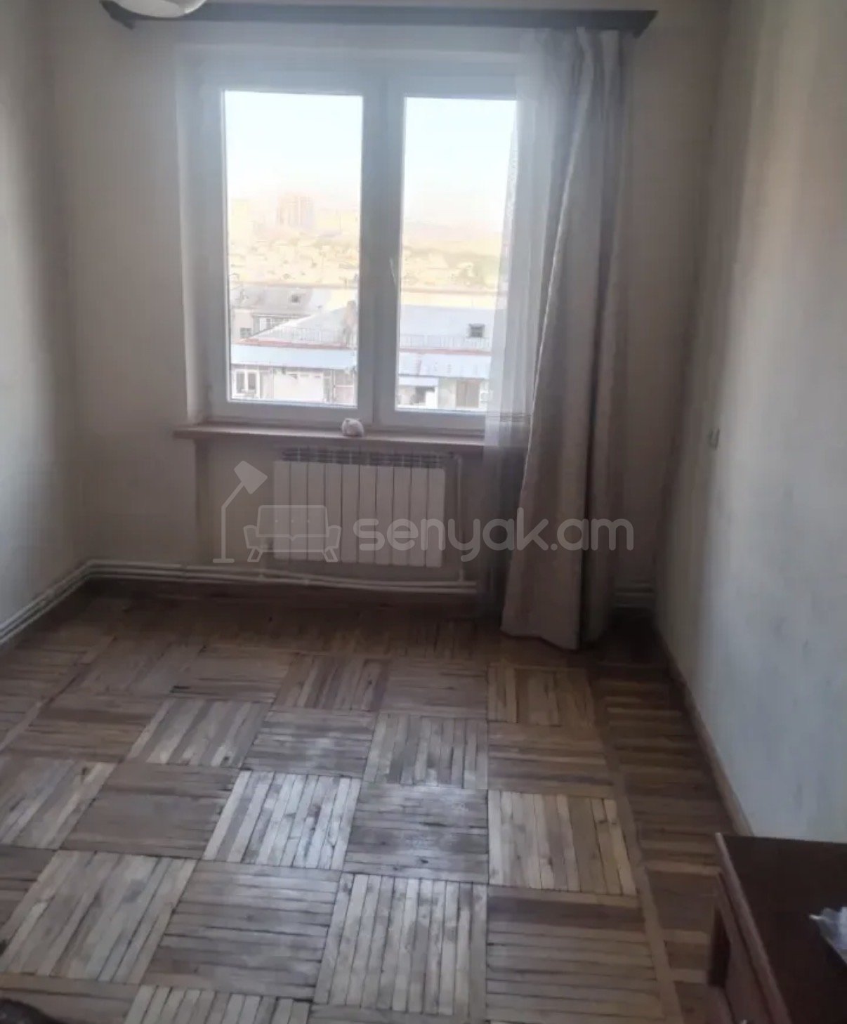 3 Սենյականոց Բնակարան, 70քմ, 9/9 հարկ, Նորմալ Վիճակում, Կահավորված, Արևկող