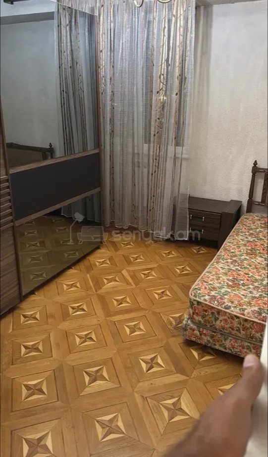 4 Սենյականոց Բնակարան, 90քմ, 6/9 հարկ, Նորմալ Վիճակում, Կահավորված