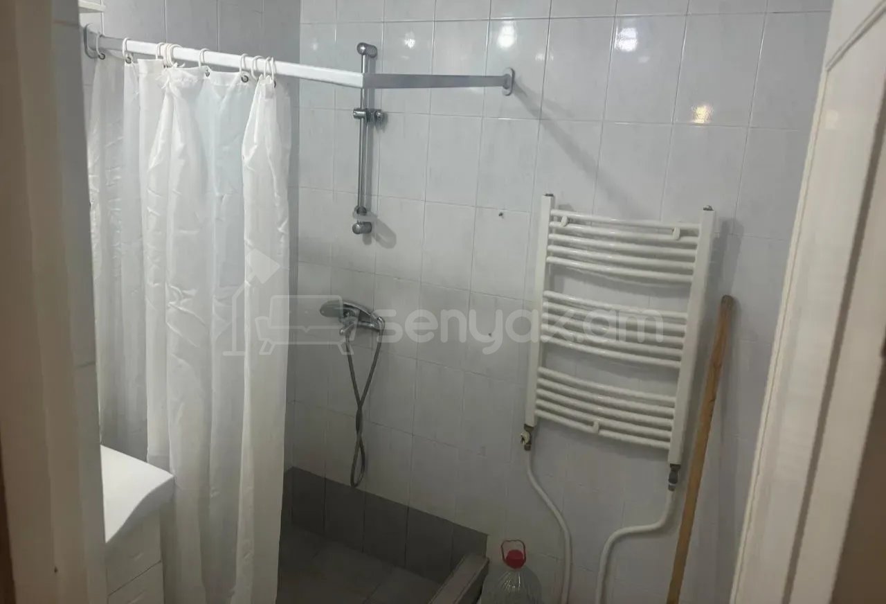 4 Սենյականոց Բնակարան, 90քմ, 6/9 հարկ, Նորմալ Վիճակում, Կահավորված