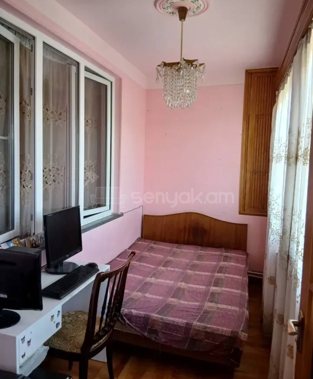 2 Սենյականոց Բնակարան Քարե Շենքում, 72քմ, 3/5 հարկ, Կոսմետիկ Վերանորոգված