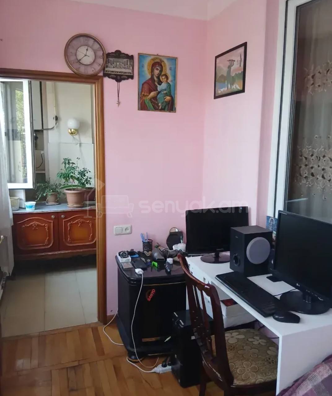 2 Սենյականոց Բնակարան Քարե Շենքում, 72քմ, 3/5 հարկ, Կոսմետիկ Վերանորոգված