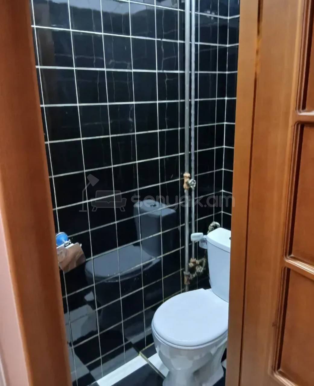 2 Սենյականոց Բնակարան Քարե Շենքում, 72քմ, 3/5 հարկ, Կոսմետիկ Վերանորոգված