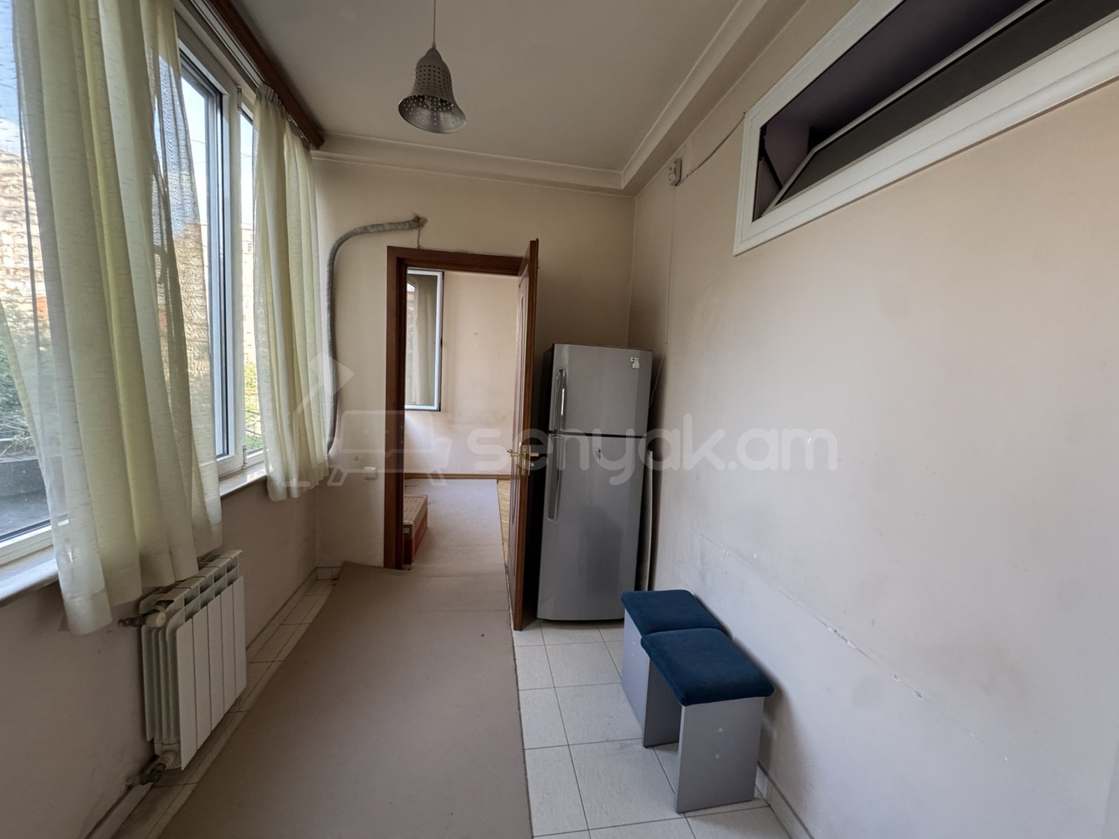2 Սենյականոց Բնակարան Քարե Շենքում, 50քմ, 4/5 հարկ, Կոսմետիկ Վերանորոգված