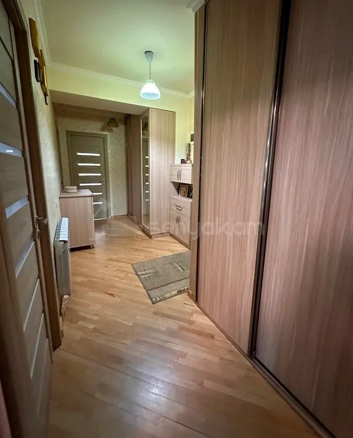 4 Սենյականոց Բնակարան, 80քմ, 2/16 հարկ, Կապիտալ Վերանորոգված