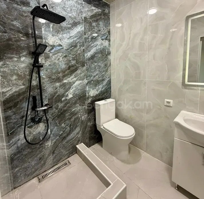 2 Սենյականոց Բնակարան, 48քմ, 2/7 հարկ, Կապիտալ Վերանորոգված