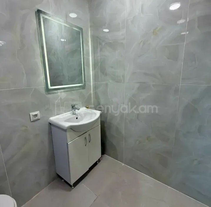 2 Սենյականոց Բնակարան, 48քմ, 2/7 հարկ, Կապիտալ Վերանորոգված