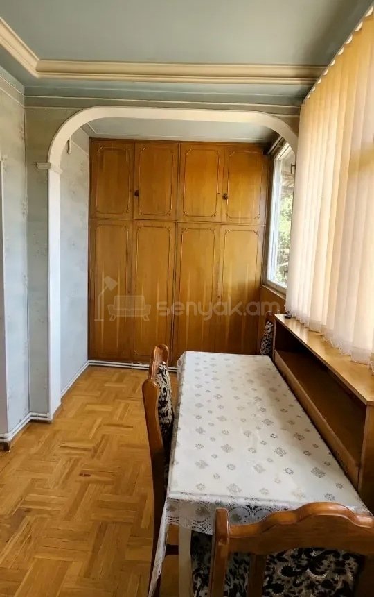 3 Սենյականոց Բնակարան, 78քմ, 2/4 հարկ, Նորմալ Վիճակում