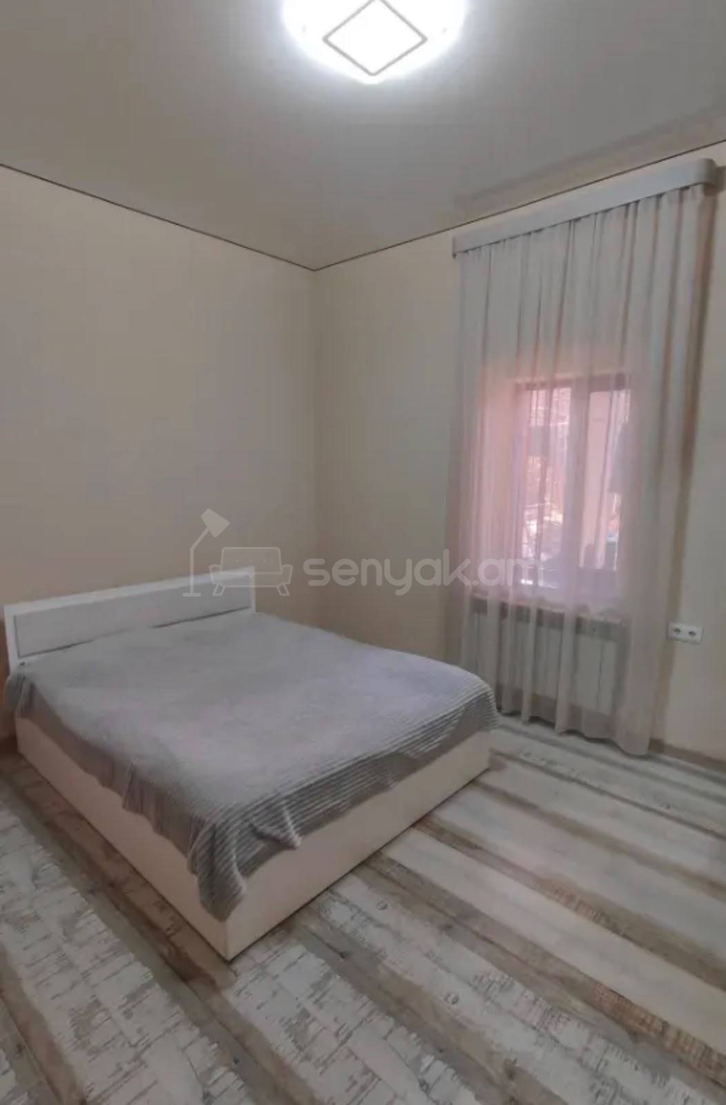 2 Սենյականոց Բնակարան Նորակառույցում, 70քմ, 1/2 հարկ, Կապիտալ Վերանորոգված, Կահավորված