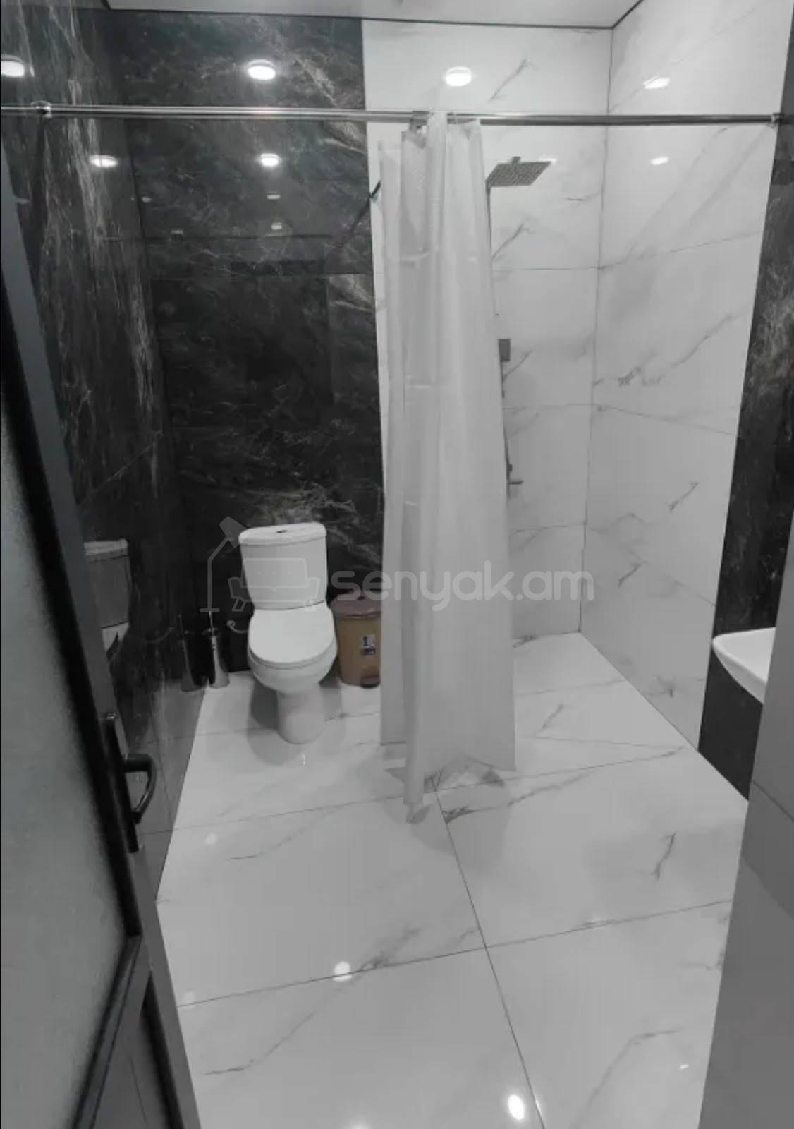 2 Սենյականոց Բնակարան Նորակառույցում, 70քմ, 1/2 հարկ, Կապիտալ Վերանորոգված, Կահավորված