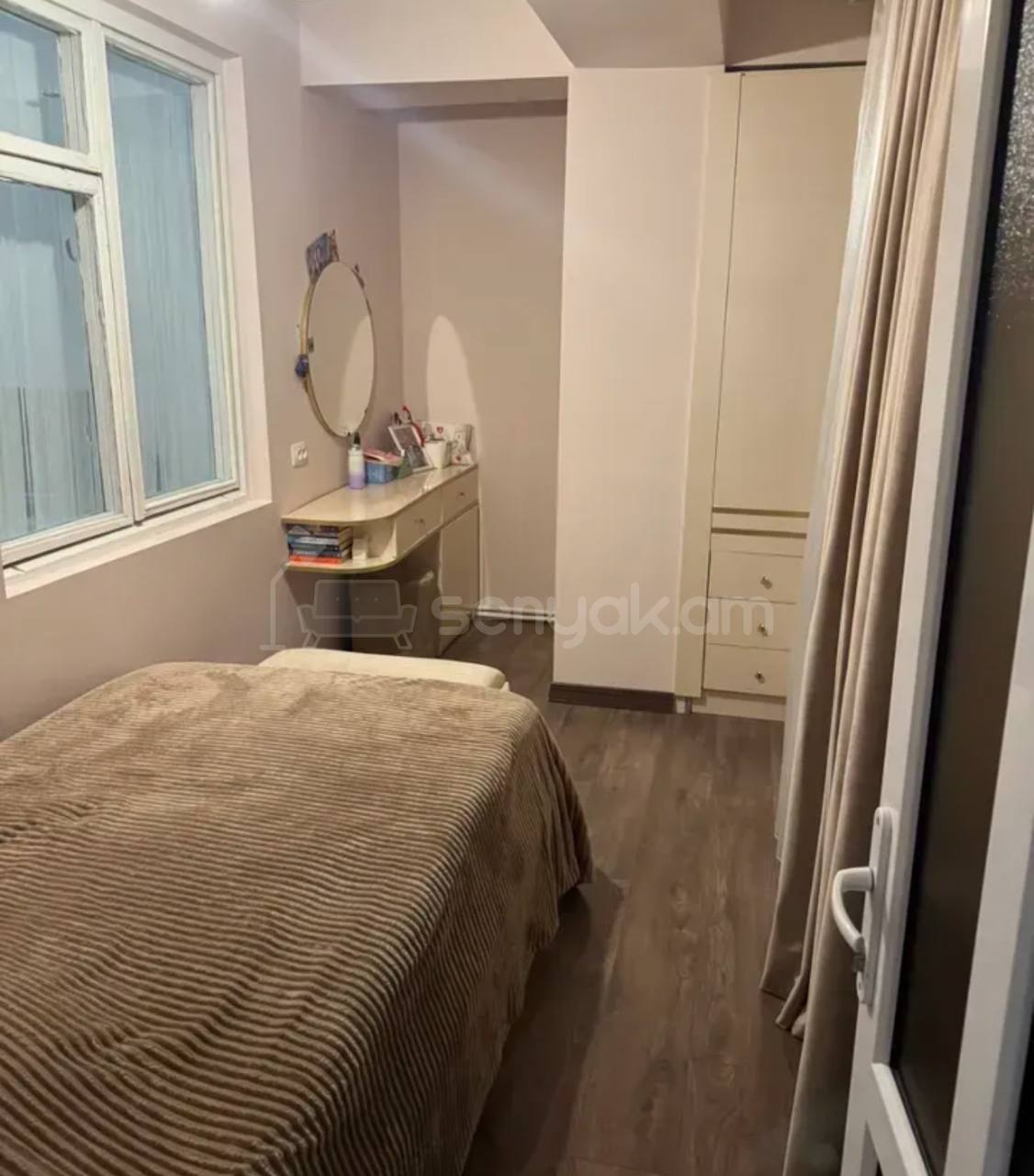 3 Սենյականոց Բնակարան, 82քմ, 7/14 հարկ, Կոսմետիկ Վերանորոգված