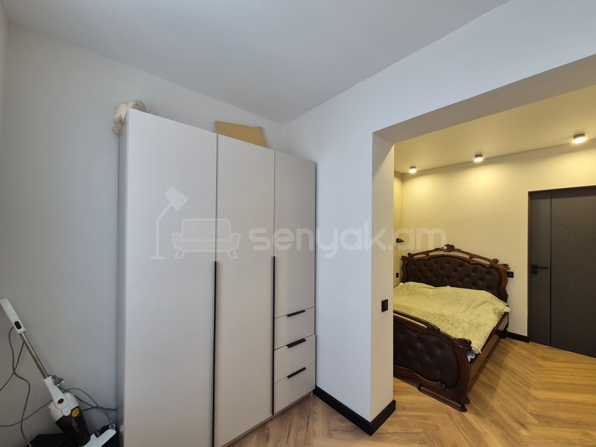 2 Սենյականոց Բնակարան, 41քմ, 6/9 հարկ, Կապիտալ Վերանորոգված
