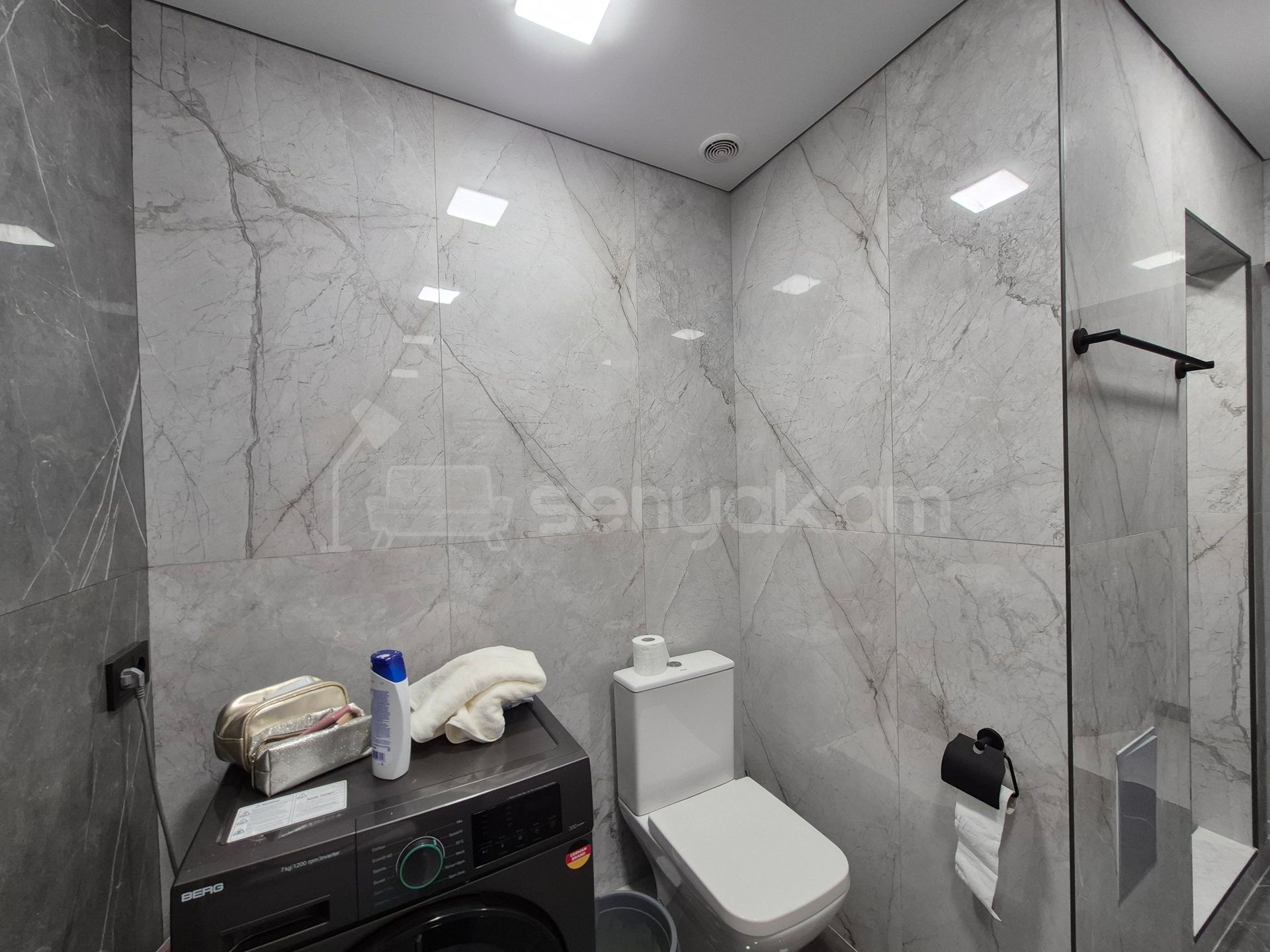 2 Սենյականոց Բնակարան, 41քմ, 6/9 հարկ, Կապիտալ Վերանորոգված