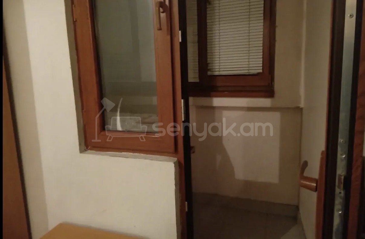 2 Սենյականոց Բնակարան, 63քմ, 3/8 հարկ, Կապիտալ Վերանորոգված, Կահավորված