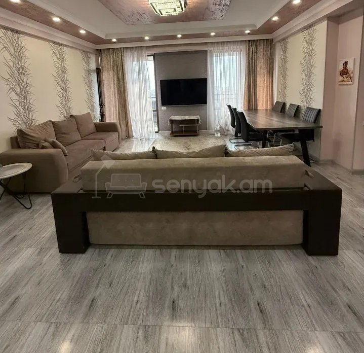 4 Սենյականոց Բնակարան Նորակառույցում, 117քմ, 8/13 հարկ, Կապիտալ Վերանորոգված