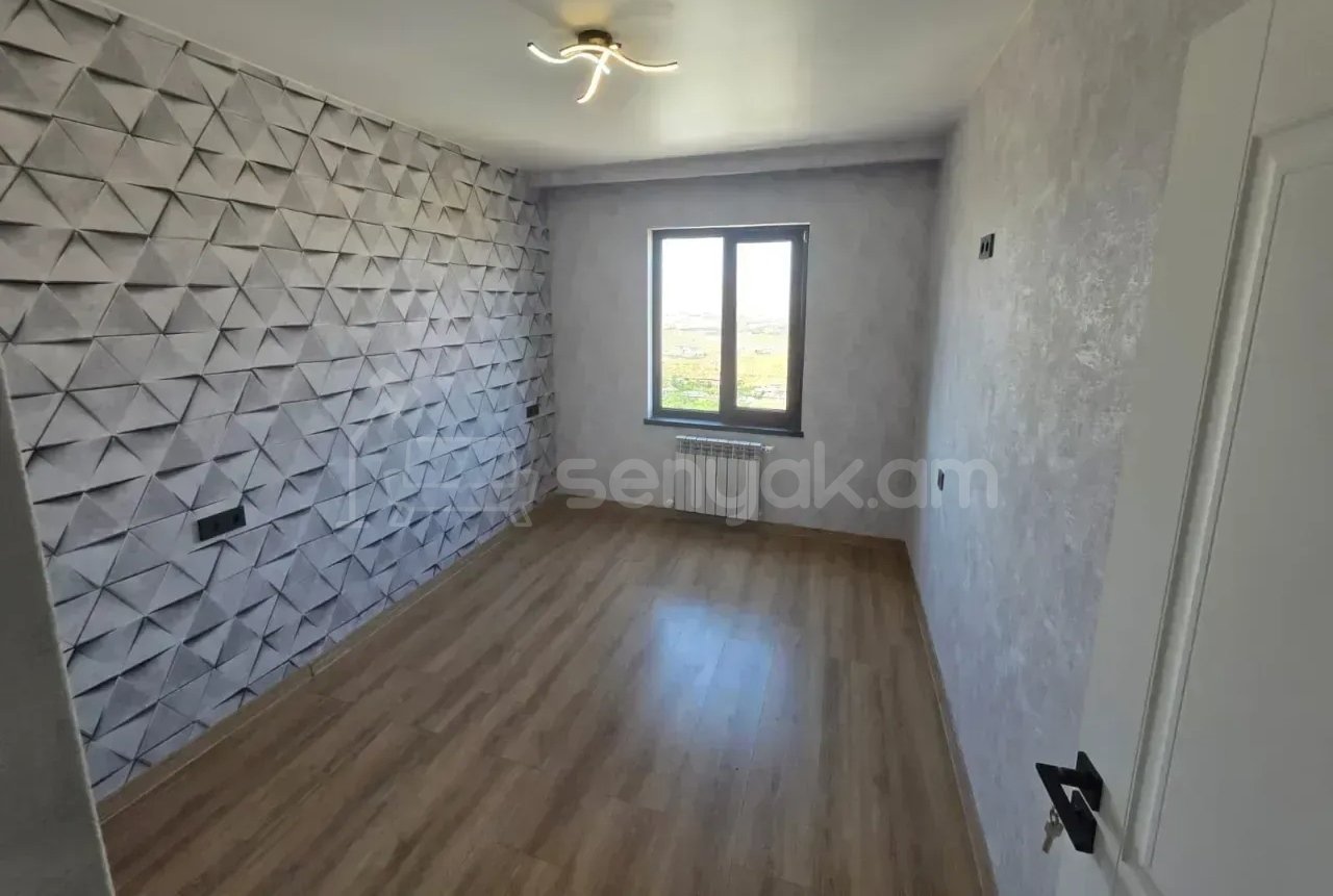 3 Սենյականոց Բնակարան, 78քմ, 5/9 հարկ, Կապիտալ Վերանորոգված