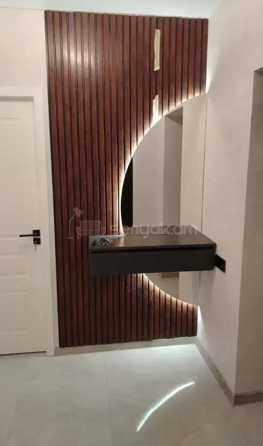 3 Սենյականոց Բնակարան, 78քմ, 5/9 հարկ, Կապիտալ Վերանորոգված