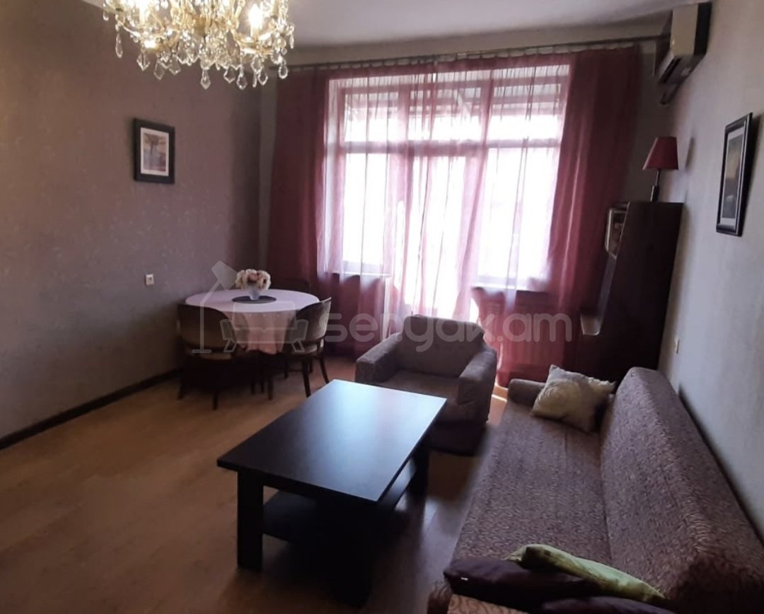 2 Սենյականոց Բնակարան Քարե Շենքում, 70քմ, 4/4 հարկ, Կապիտալ Վերանորոգված, Կահավորված, Արևկող