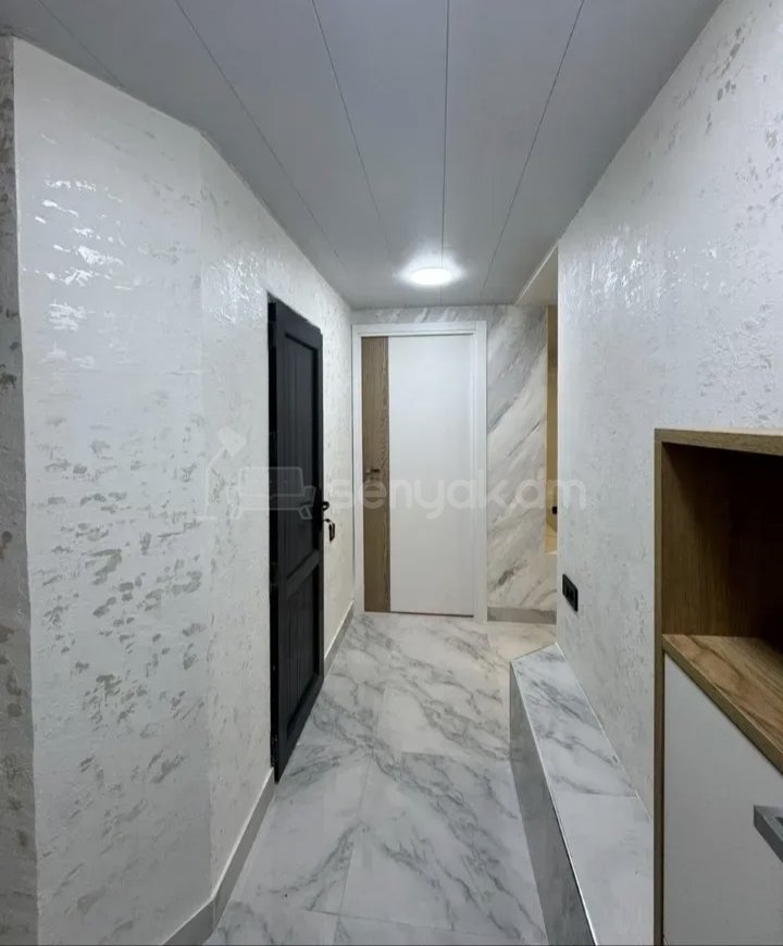 2 Սենյականոց Բնակարան Քարե Շենքում, 45քմ, 1/4 հարկ, Կոսմետիկ Վերանորոգված, Կահավորված, Արևկող