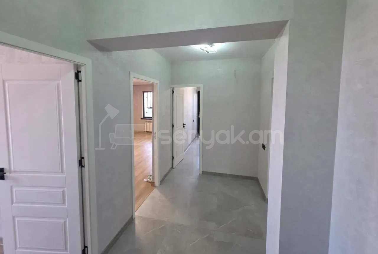 3 Սենյականոց Բնակարան, 78քմ, 5/9 հարկ, Կապիտալ Վերանորոգված