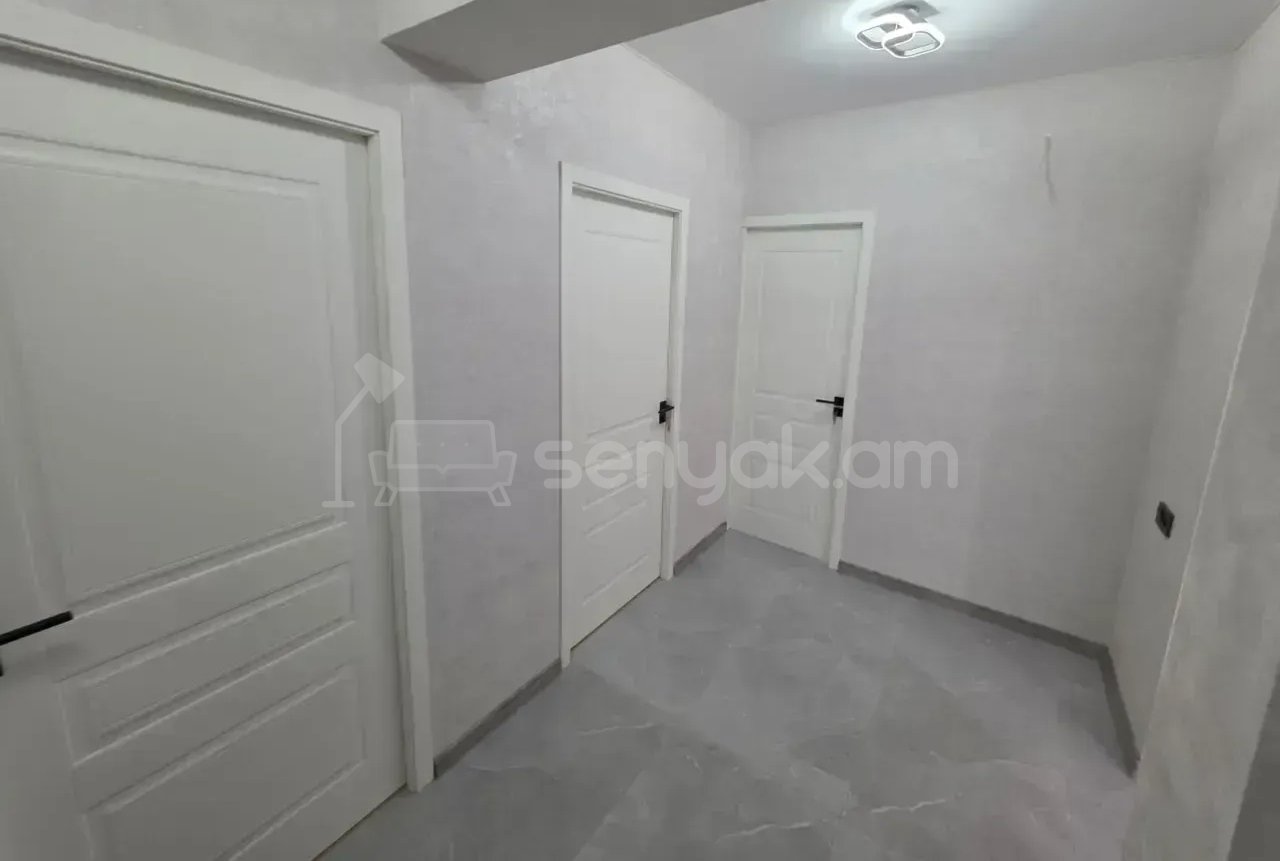 3 Սենյականոց Բնակարան, 78քմ, 5/9 հարկ, Կապիտալ Վերանորոգված