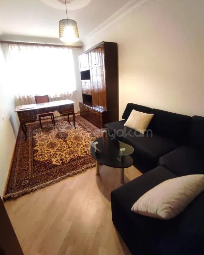 3 Սենյականոց Բնակարան, 79քմ, 4/10 հարկ, Նորմալ Վիճակում