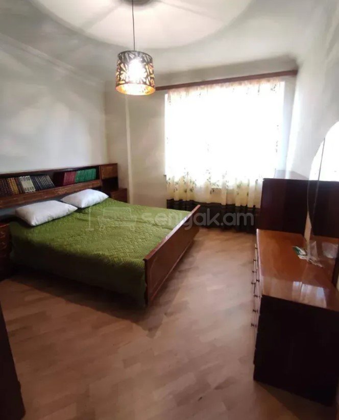 3 Սենյականոց Բնակարան, 79քմ, 4/10 հարկ, Նորմալ Վիճակում