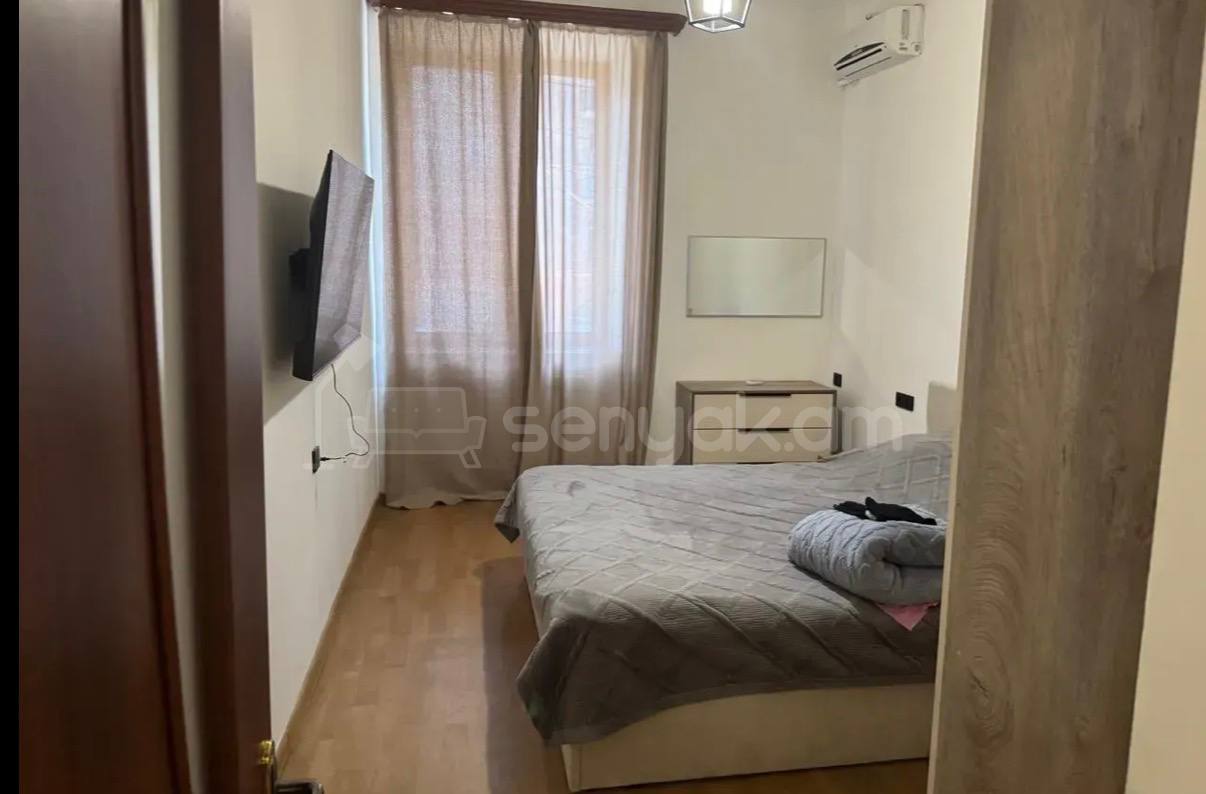 2 Սենյականոց Բնակարան Քարե Շենքում, 55քմ, 2/4 հարկ, Կապիտալ Վերանորոգված, Կահավորված
