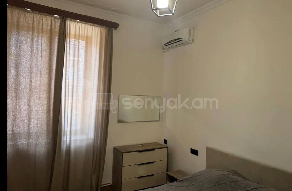 2 Սենյականոց Բնակարան Քարե Շենքում, 55քմ, 2/4 հարկ, Կապիտալ Վերանորոգված, Կահավորված