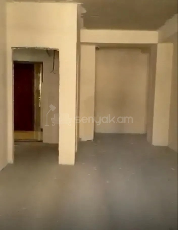 3 Սենյականոց Բնակարան Նորակառույցում, 104քմ, 4/18 հարկ, Պետական Վիճակում