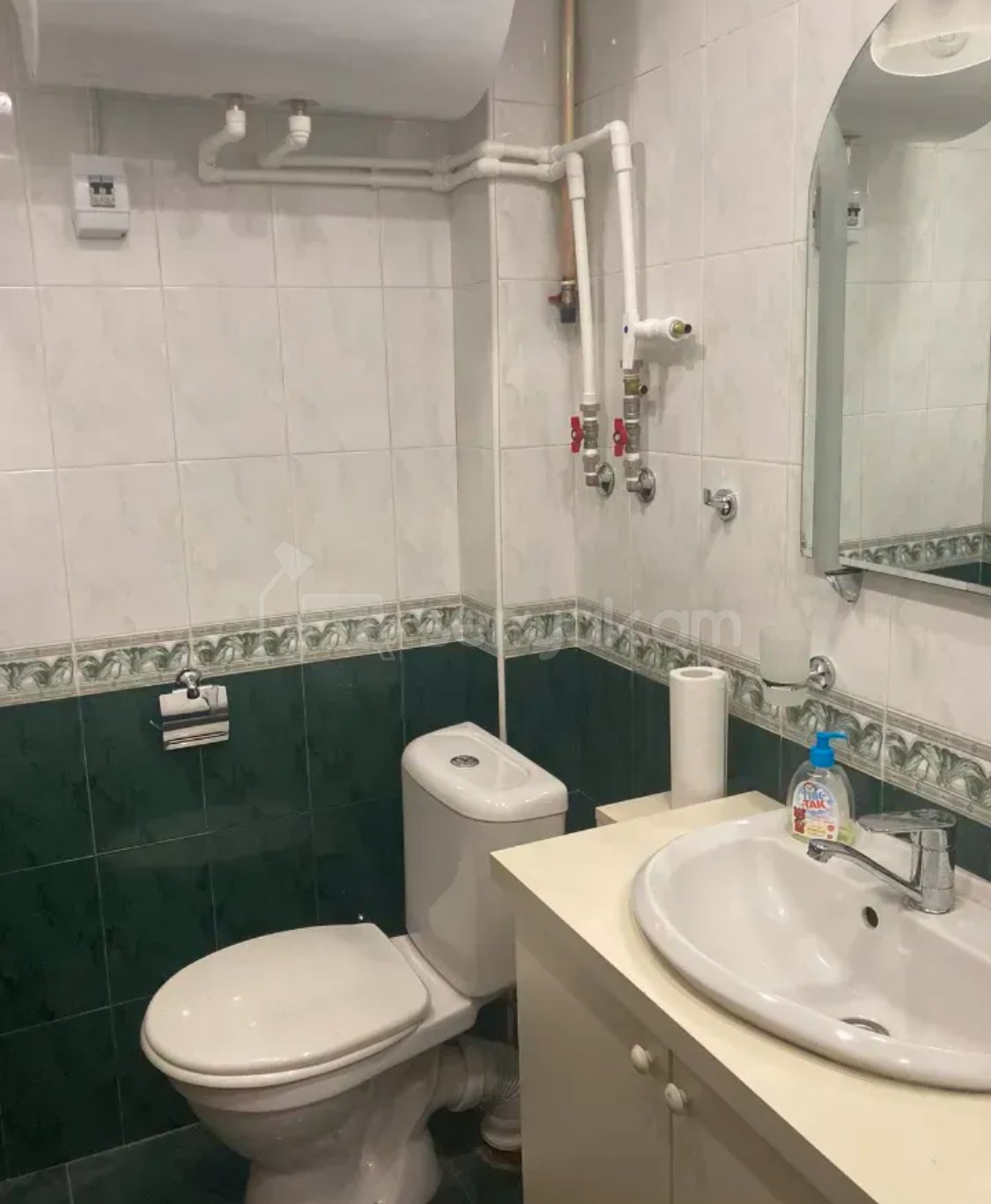 1 Սենյականոց Բնակարան Քարե Շենքում, 50քմ, 4/6 հարկ, Նորմալ Վիճակում, Կահավորված