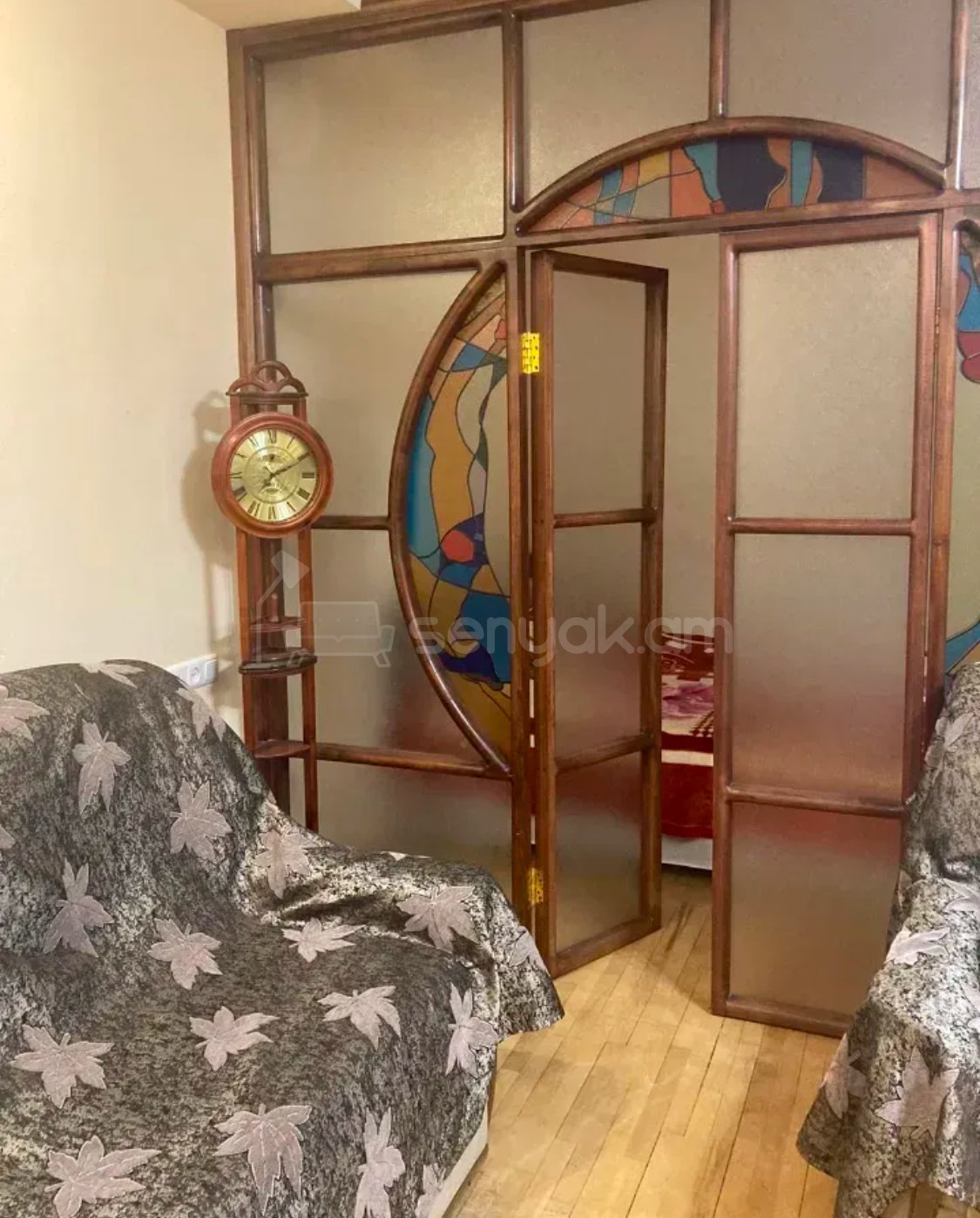 1 Սենյականոց Բնակարան Քարե Շենքում, 50քմ, 4/6 հարկ, Նորմալ Վիճակում, Կահավորված