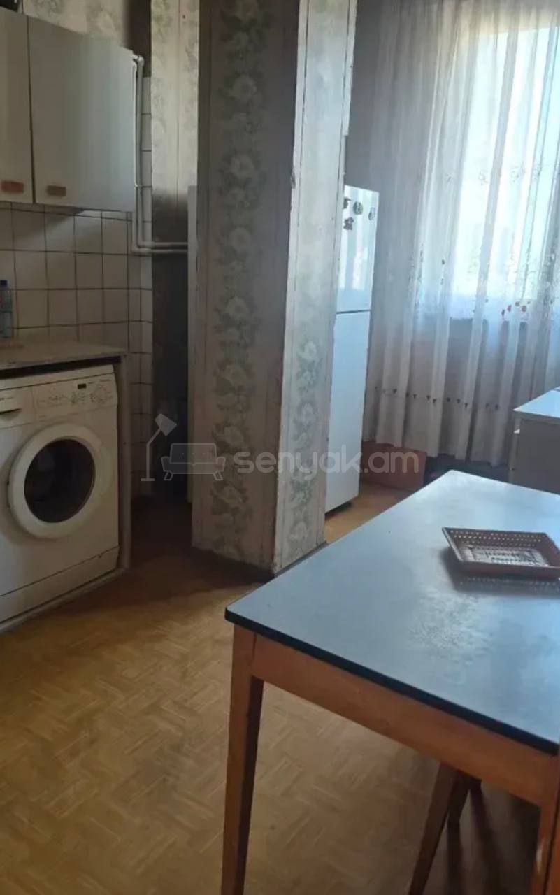 3 Սենյականոց Բնակարան, 64քմ, 5/12 հարկ, Նորմալ Վիճակում, Կահավորված