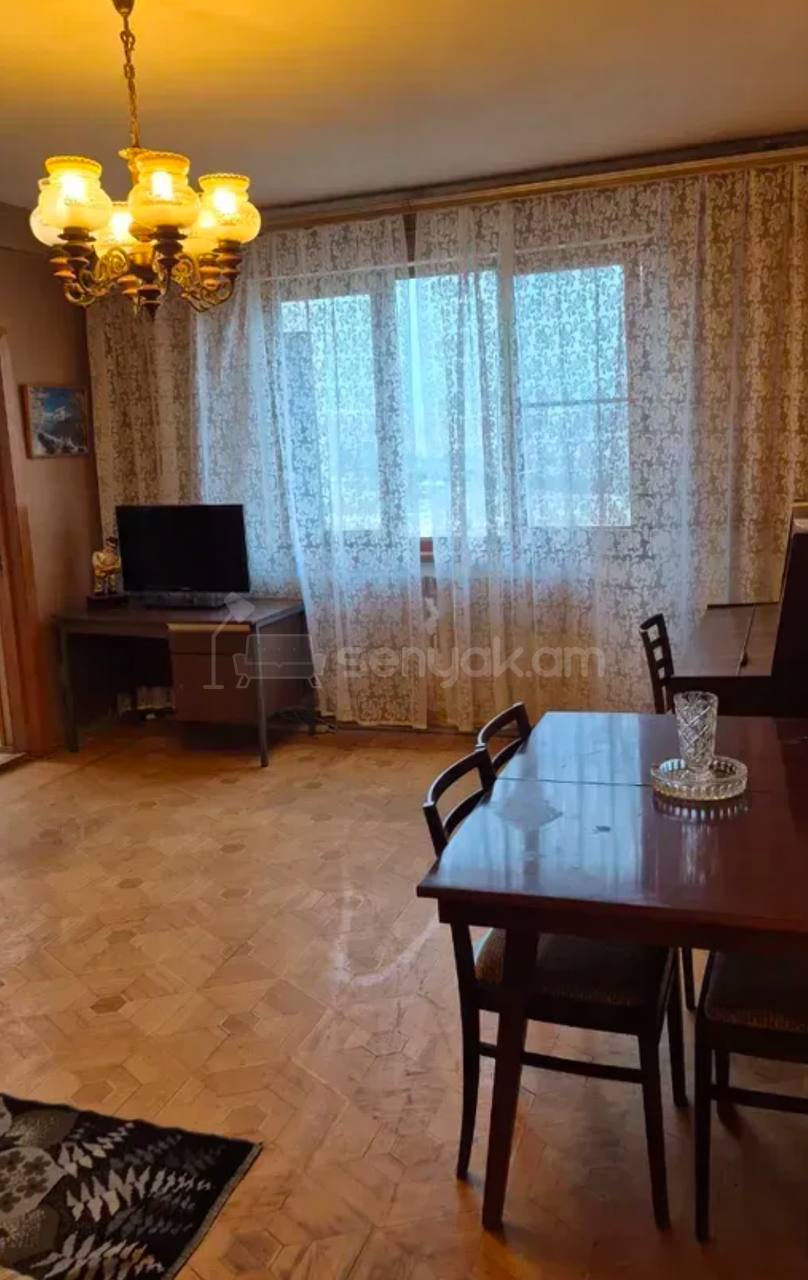 3 Սենյականոց Բնակարան, 64քմ, 5/12 հարկ, Նորմալ Վիճակում, Կահավորված