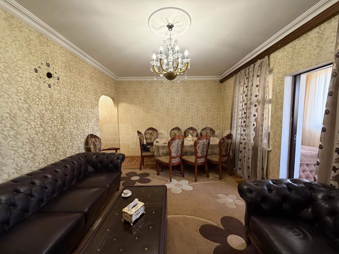 3 Սենյականոց Բնակարան, 95քմ, 9/9 հարկ, Նորմալ Վիճակում