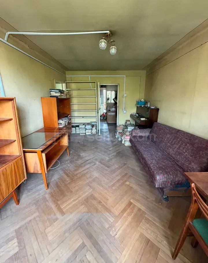 3 Սենյականոց Բնակարան, 73քմ, 4/4 հարկ, Պետական Վիճակում