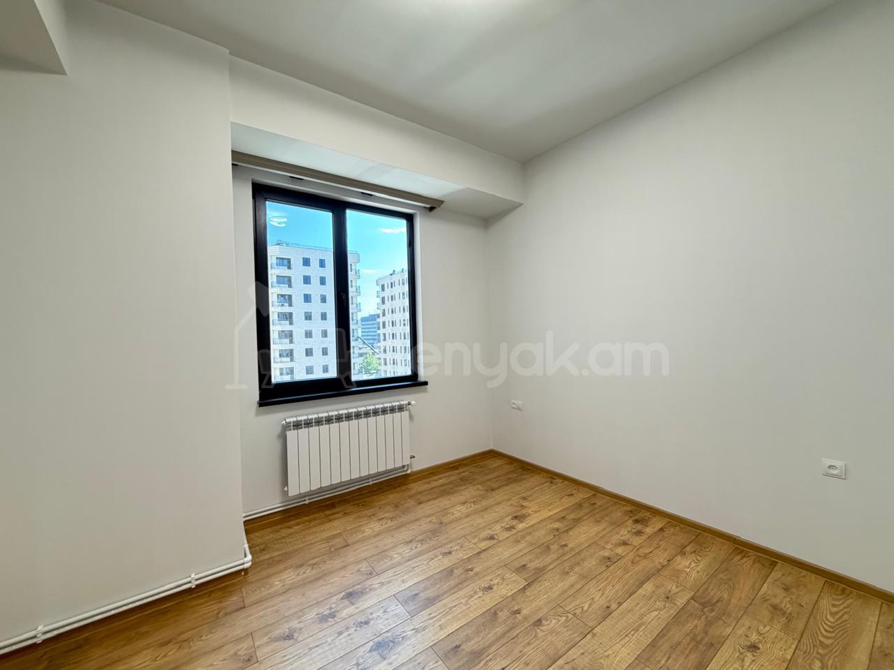 4 Սենյականոց Բնակարան Նորակառույցում, 113քմ, 8/12 հարկ, Կապիտալ Վերանորոգված