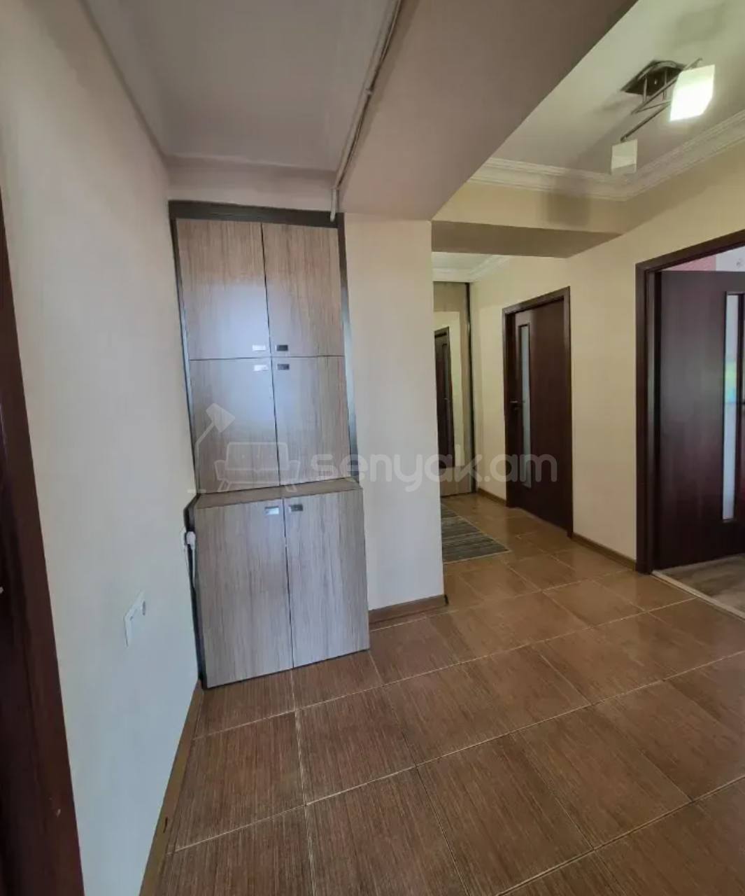 3 Սենյականոց Բնակարան, 80քմ, 5/14 հարկ, Կապիտալ Վերանորոգված, Կահավորված