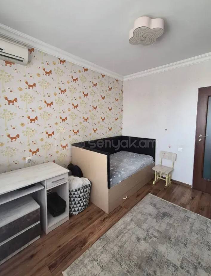 3 Սենյականոց Բնակարան, 80քմ, 5/14 հարկ, Կապիտալ Վերանորոգված, Կահավորված