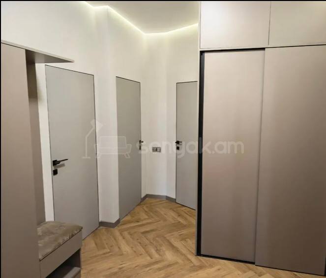 4 Սենյականոց Բնակարան Նորակառույցում, 96քմ, 9/14 հարկ, Դիզայներական Վերանորոգված