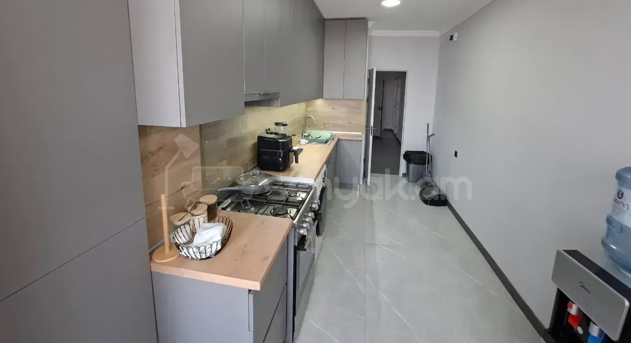3 Սենյականոց Բնակարան, 96քմ, 15/16 հարկ, Կապիտալ Վերանորոգված