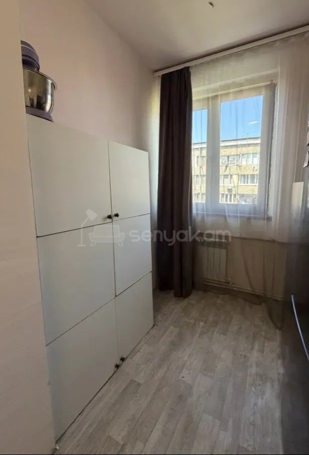 2 Սենյականոց Բնակարան, 61քմ, 4/5 հարկ, Նորմալ Վիճակում